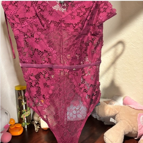 Guess lace teddy bodysuit Large EUC - Picture 2 of 2